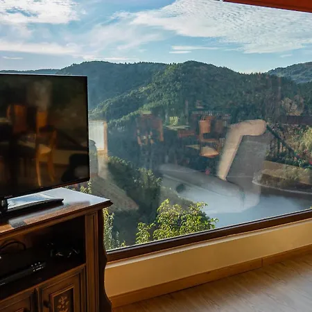 Casa de Férias Casa El Mirador Del Mino En La Ribeira Sacra Rosende