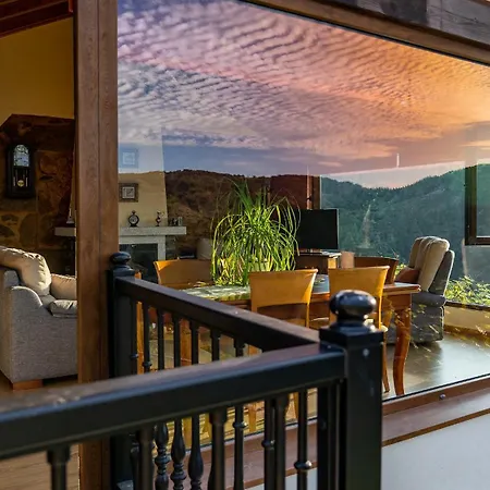 Casa El Mirador Del Mino En La Ribeira Sacra Casa de Férias